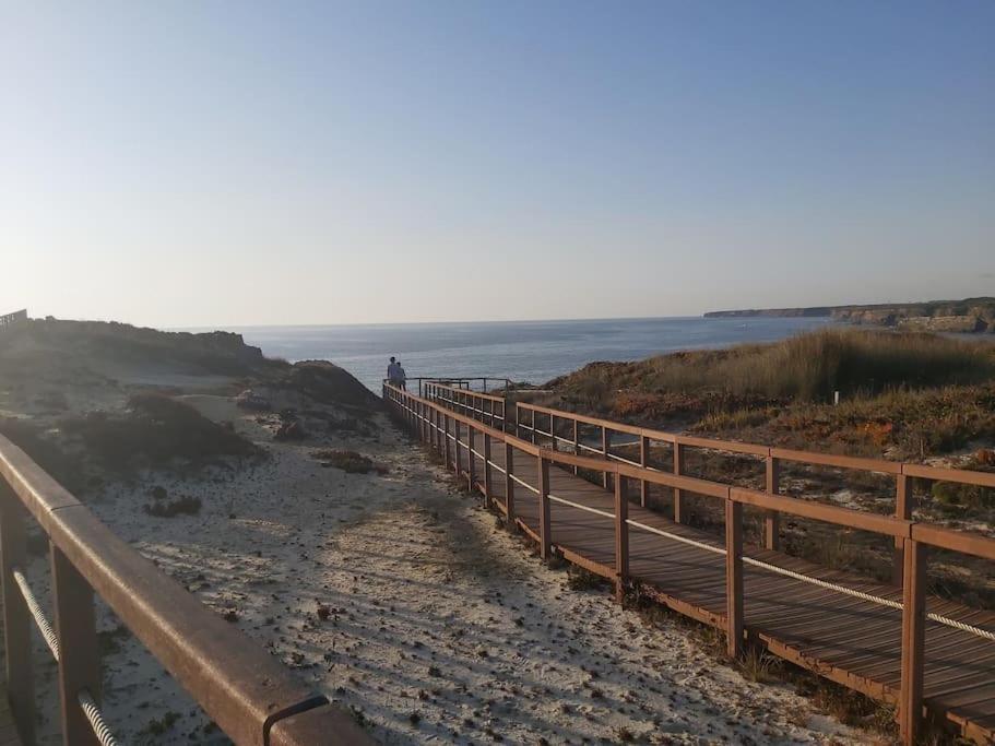 זמבוז'יירה דו מאר Zambujeiraseahouse - 100M Da Praia מראה חיצוני תמונה